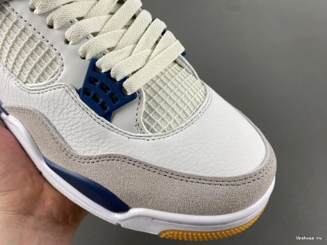 Navy Retro  Jordan DR5415-100 4 SB 0817